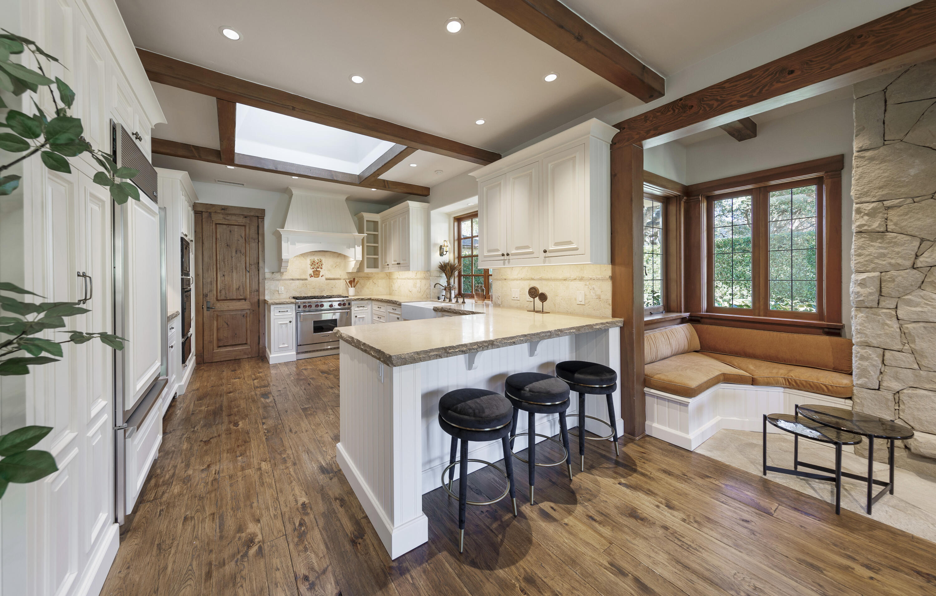 2125 Ten Acre Road