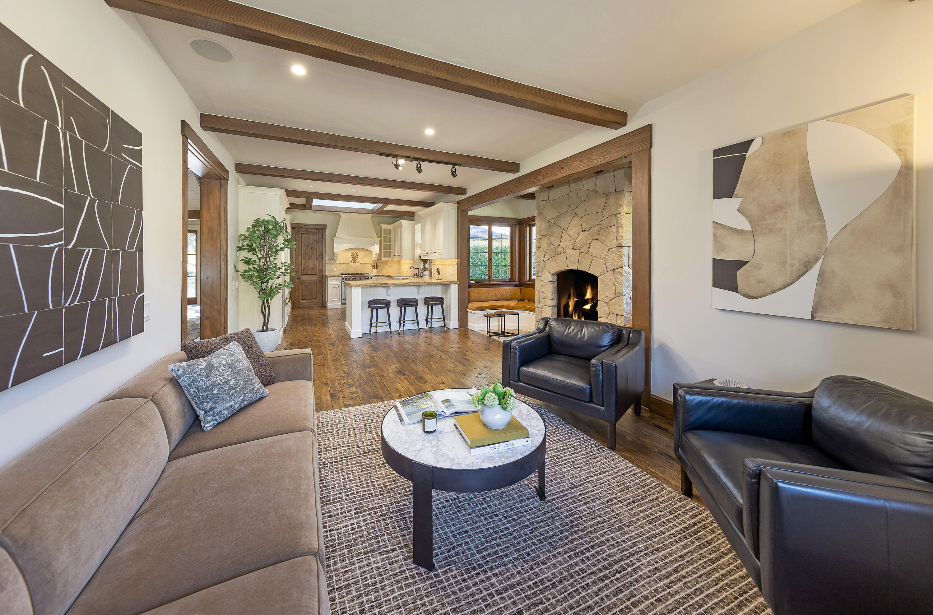 2125 Ten Acre Road