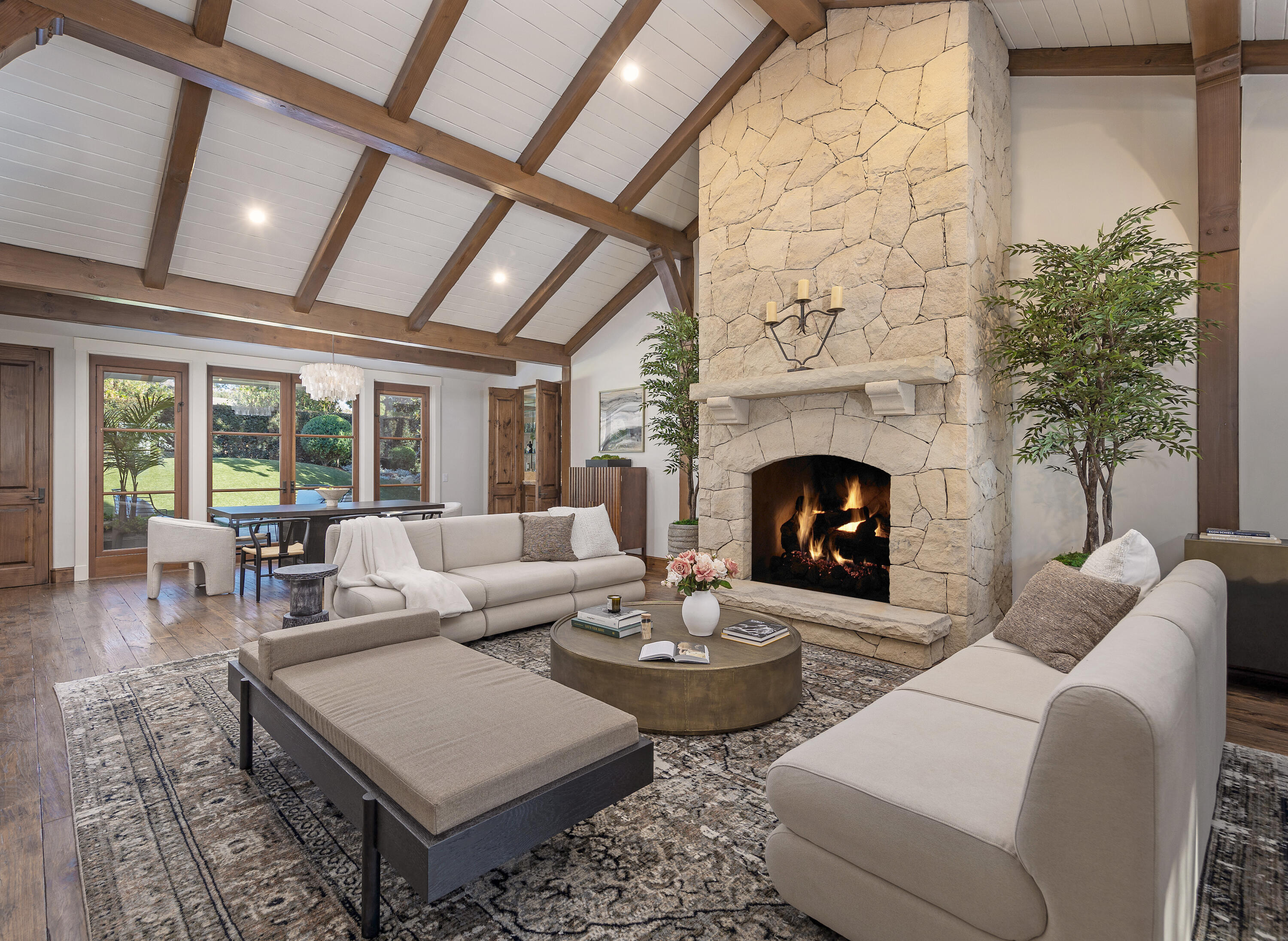 2125 Ten Acre Road