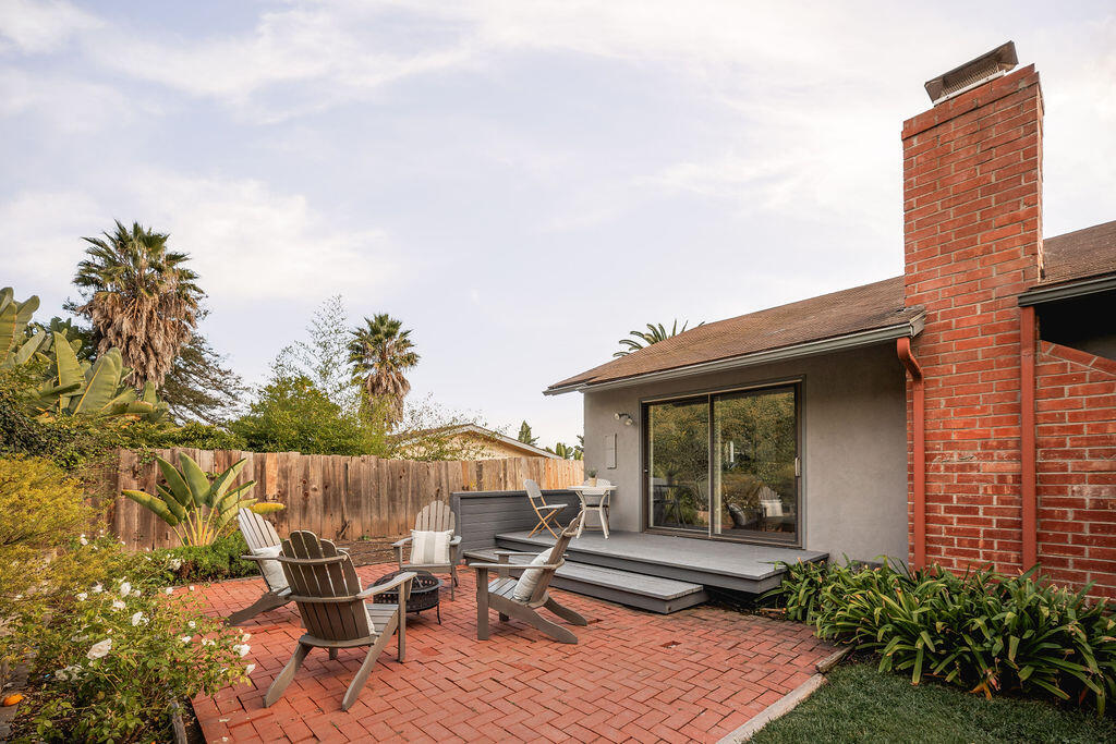 112 Vista Del Mar Drive