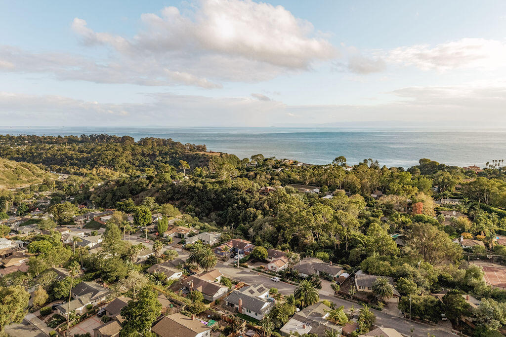 112 Vista Del Mar Drive