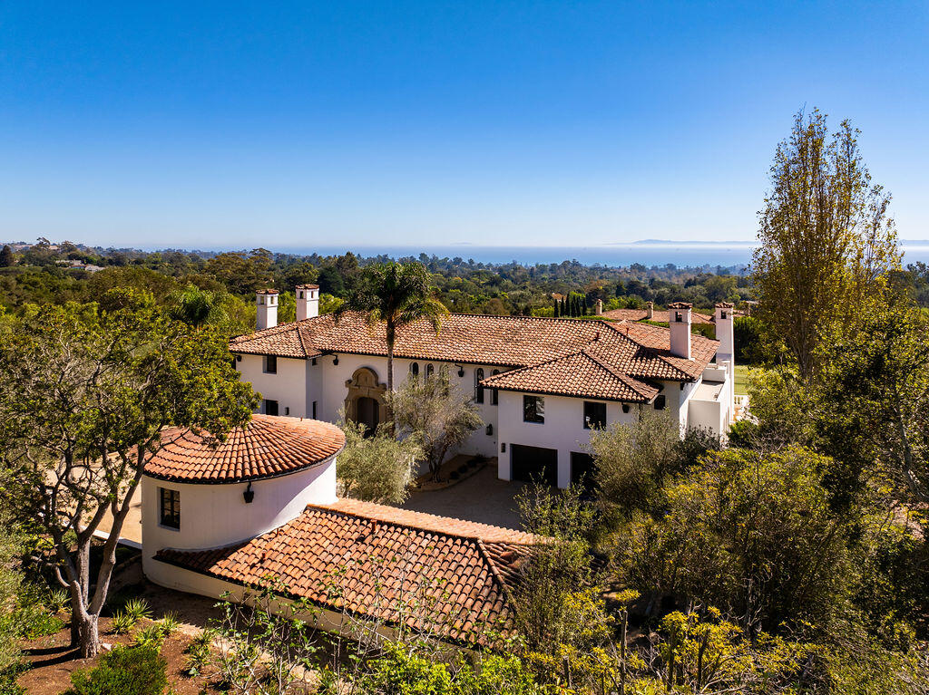 1475 East Mountain Drive