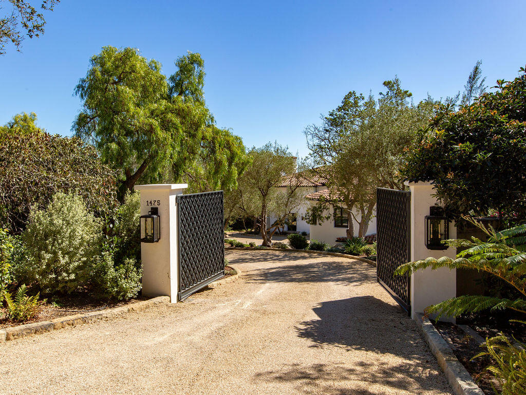 1475 East Mountain Drive