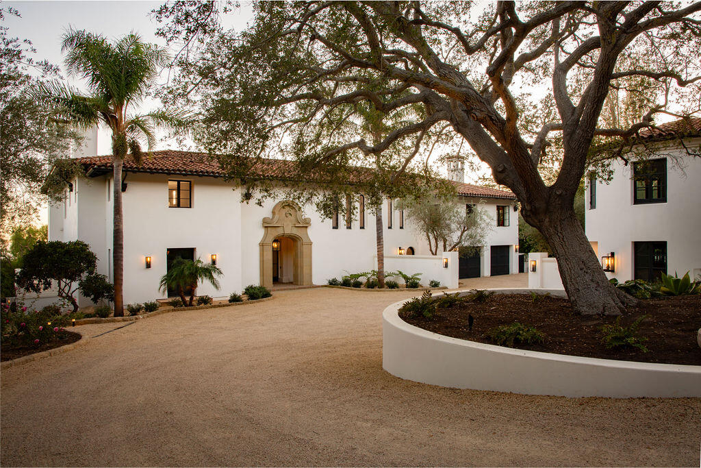 1475 East Mountain Drive