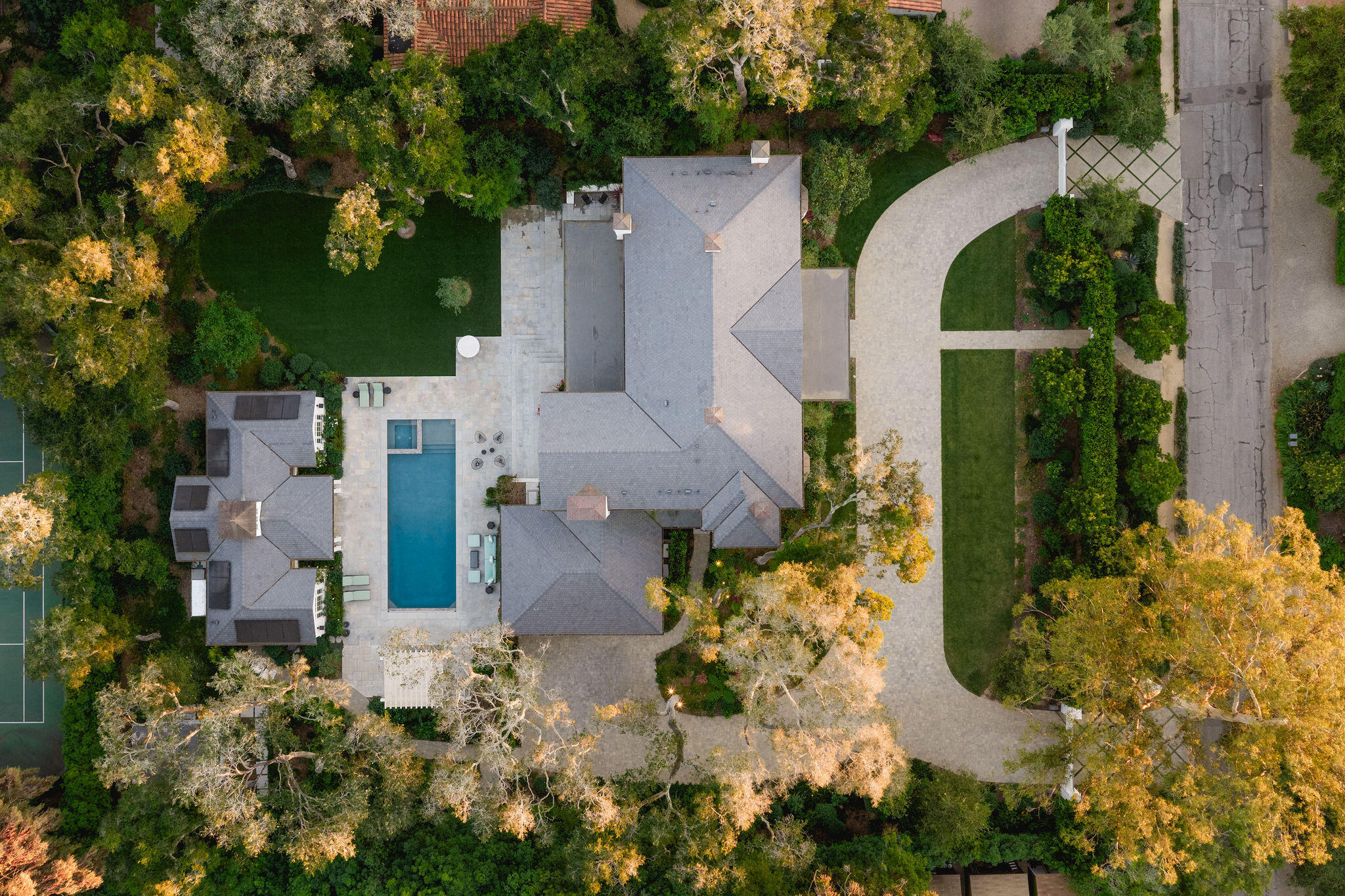260 Oak Road