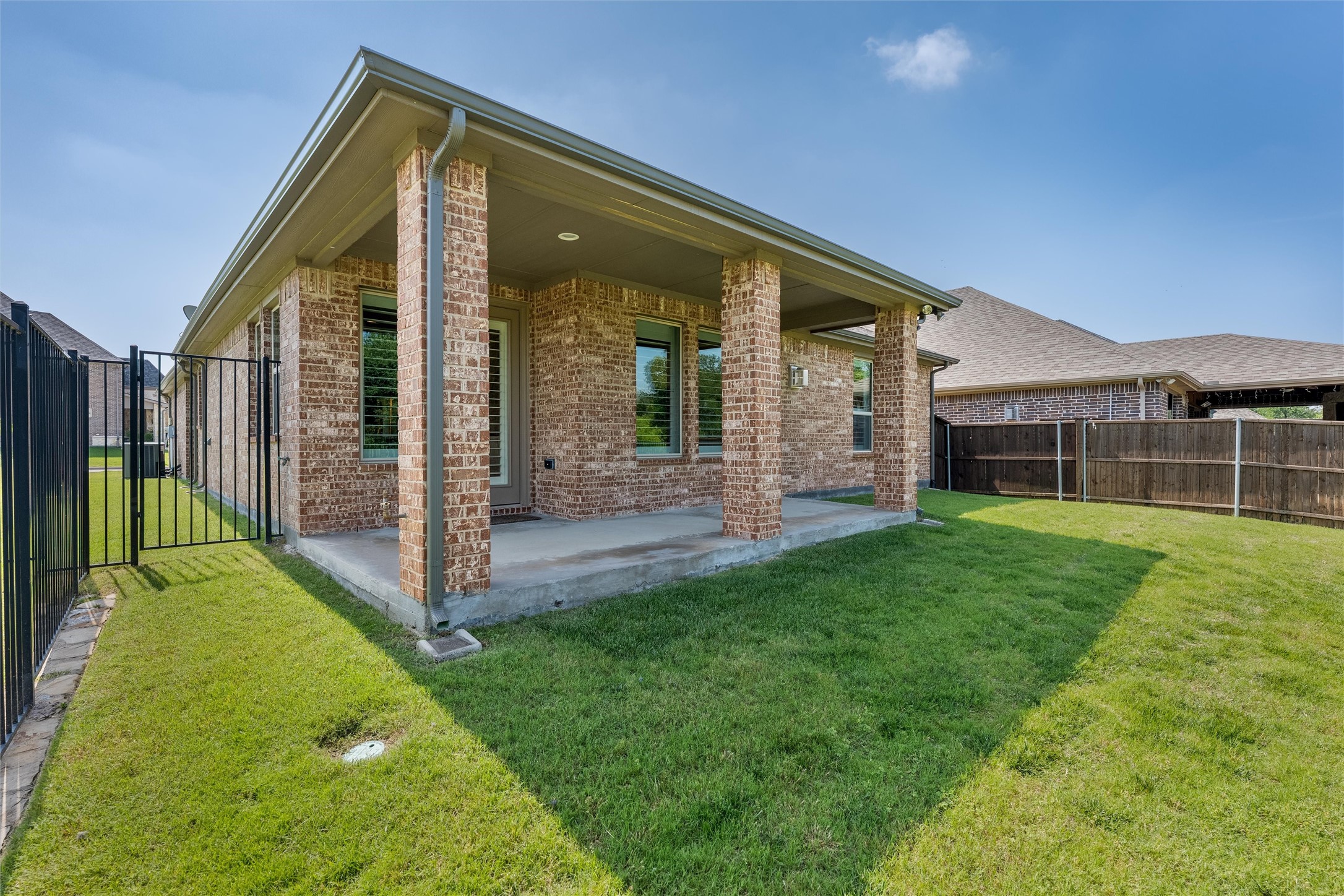 2552 Barton Creek Boulevard