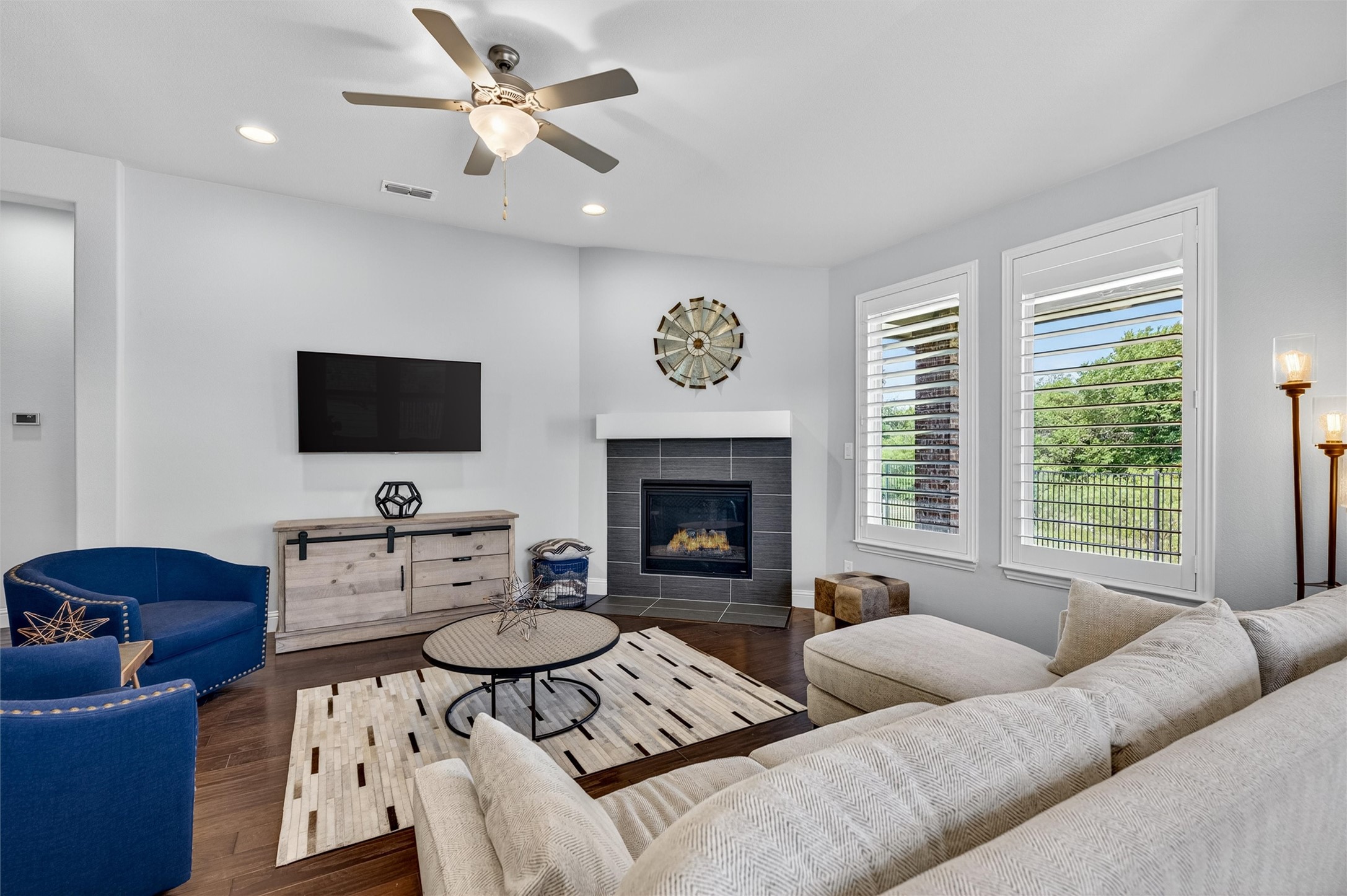 2552 Barton Creek Boulevard