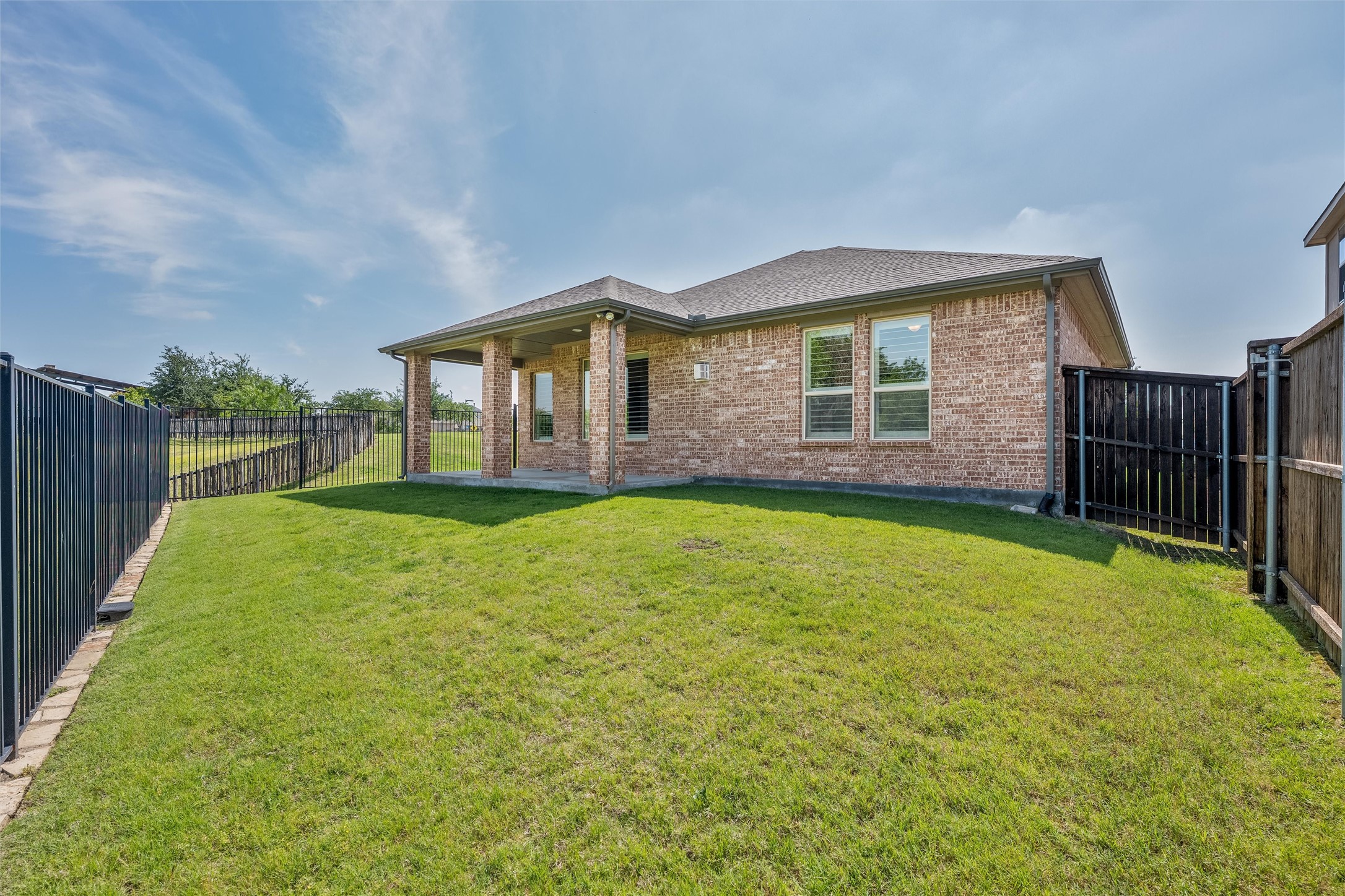 2552 Barton Creek Boulevard