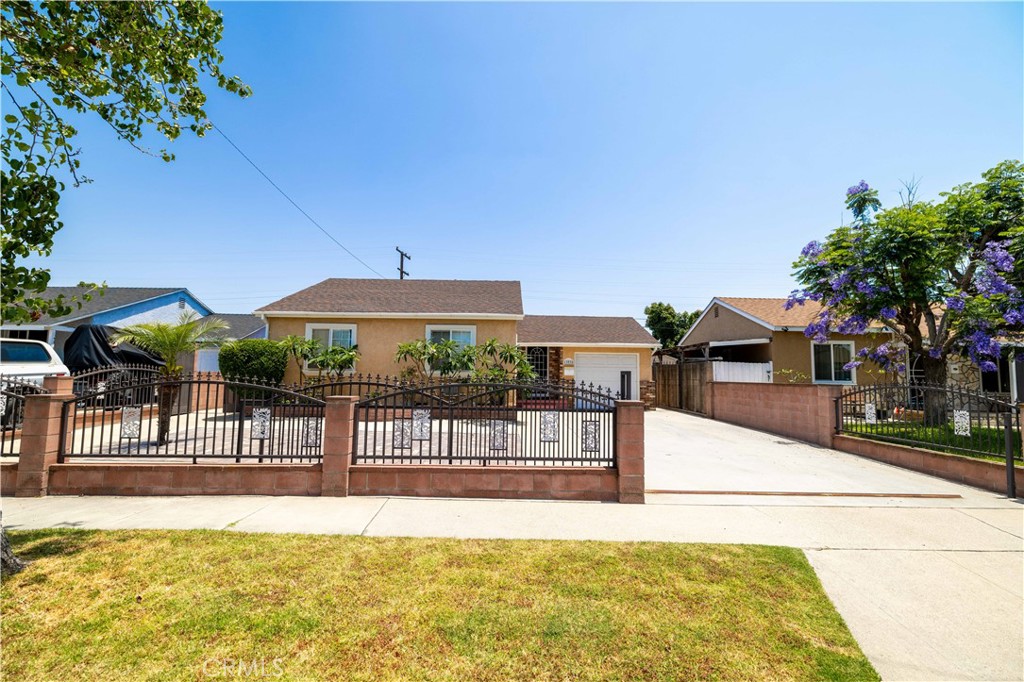 13938 Halcourt Avenue