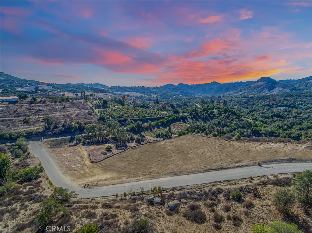 45743 Corte Vista Clara