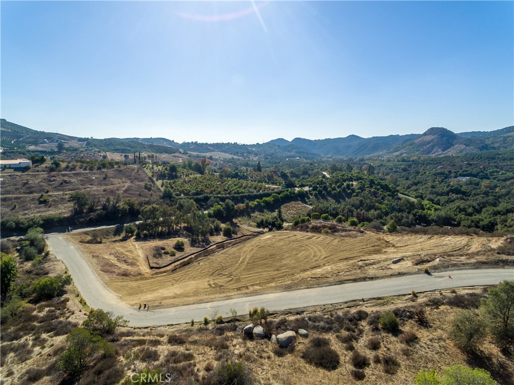 45743 Corte Vista Clara