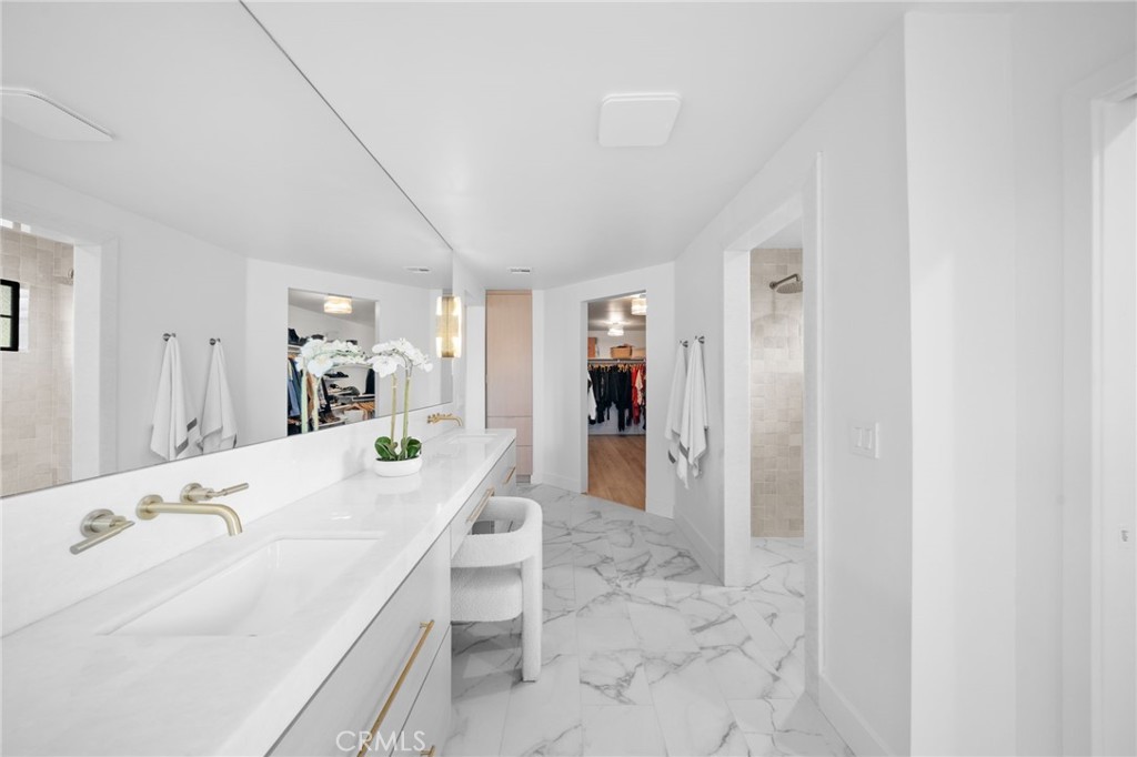 109 Lake Ridge Circle