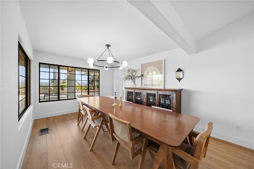 109 Lake Ridge Circle