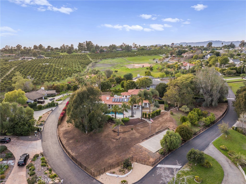 109 Lake Ridge Circle