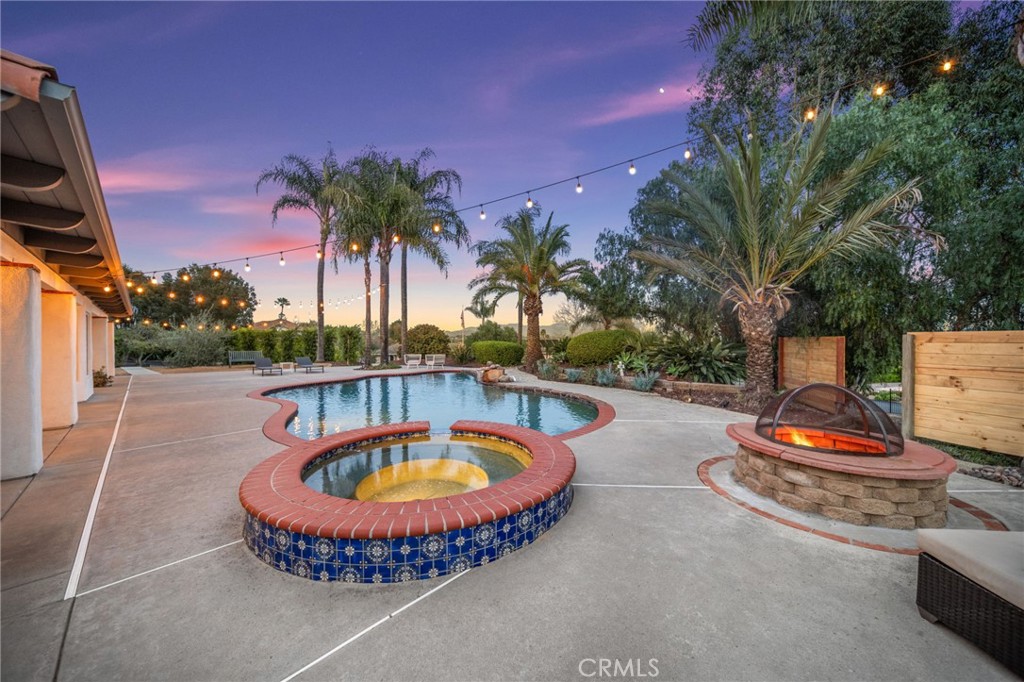 109 Lake Ridge Circle