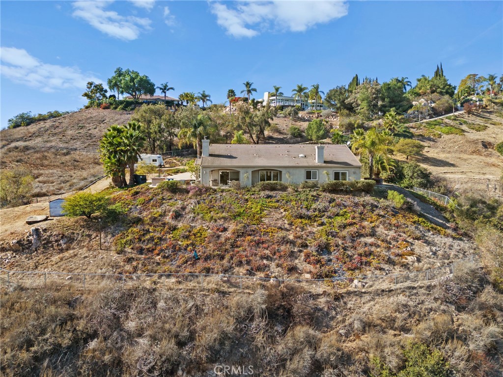 2240 Aqua Hill Road