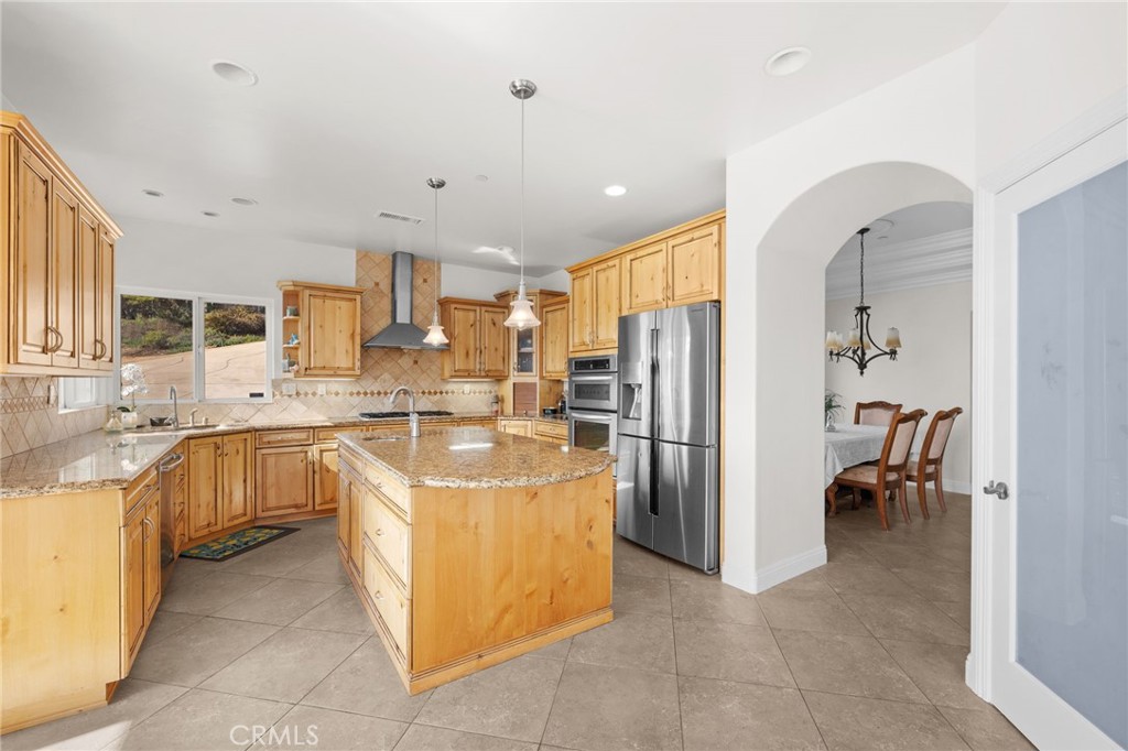 2240 Aqua Hill Road