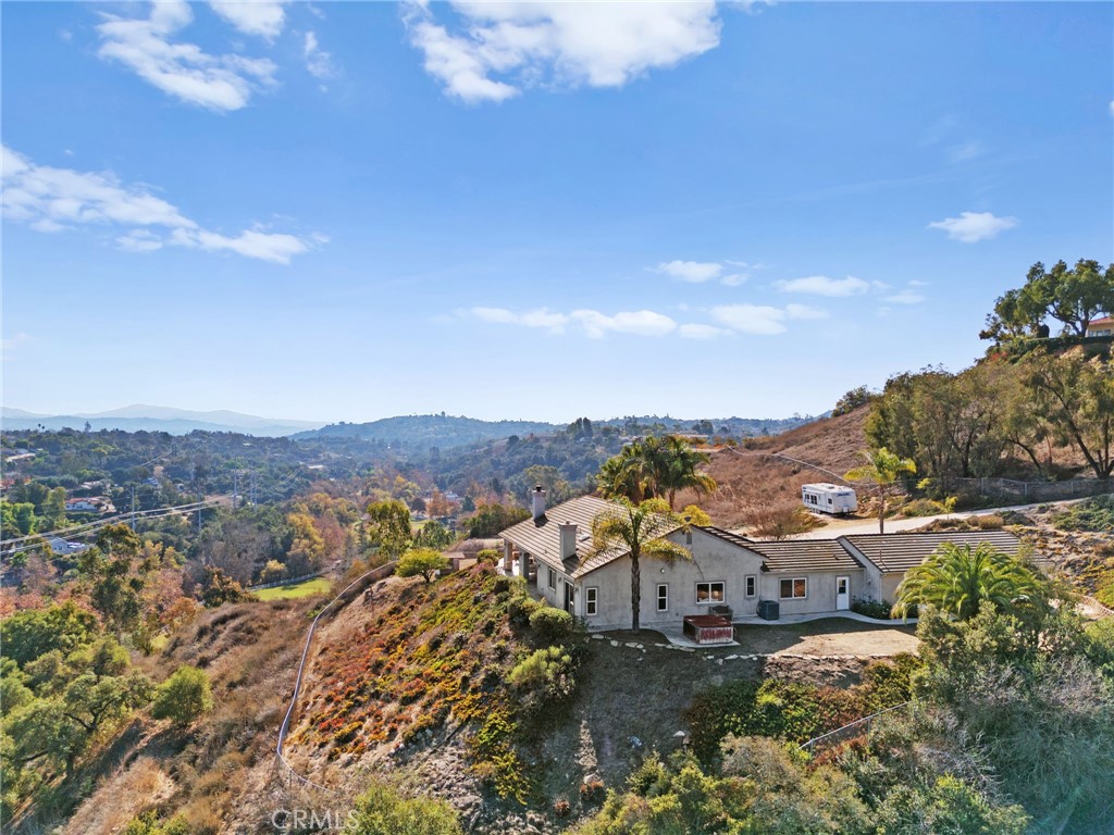 2240 Aqua Hill Road