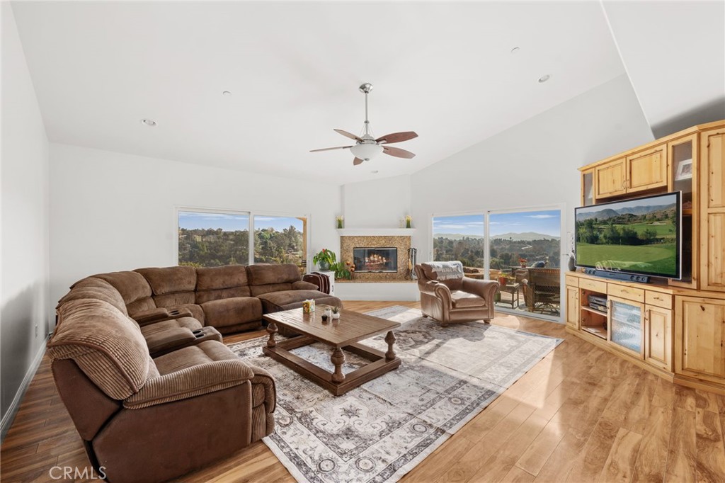 2240 Aqua Hill Road
