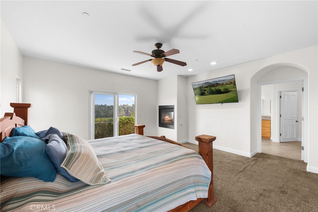 2240 Aqua Hill Road