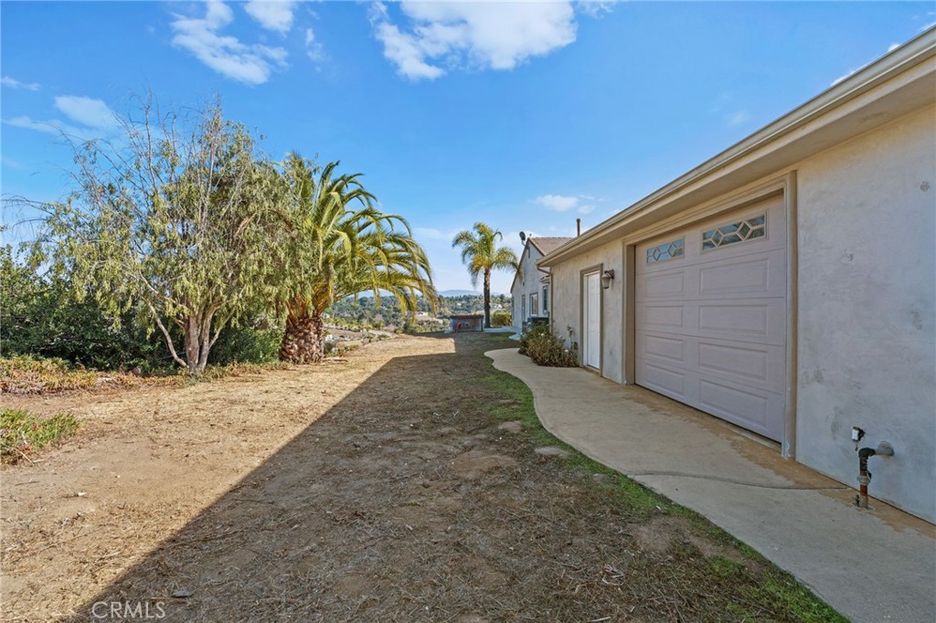 2240 Aqua Hill Road