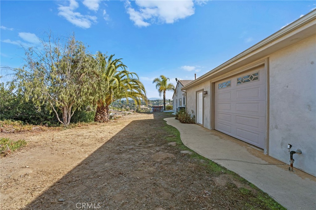 2240 Aqua Hill Road