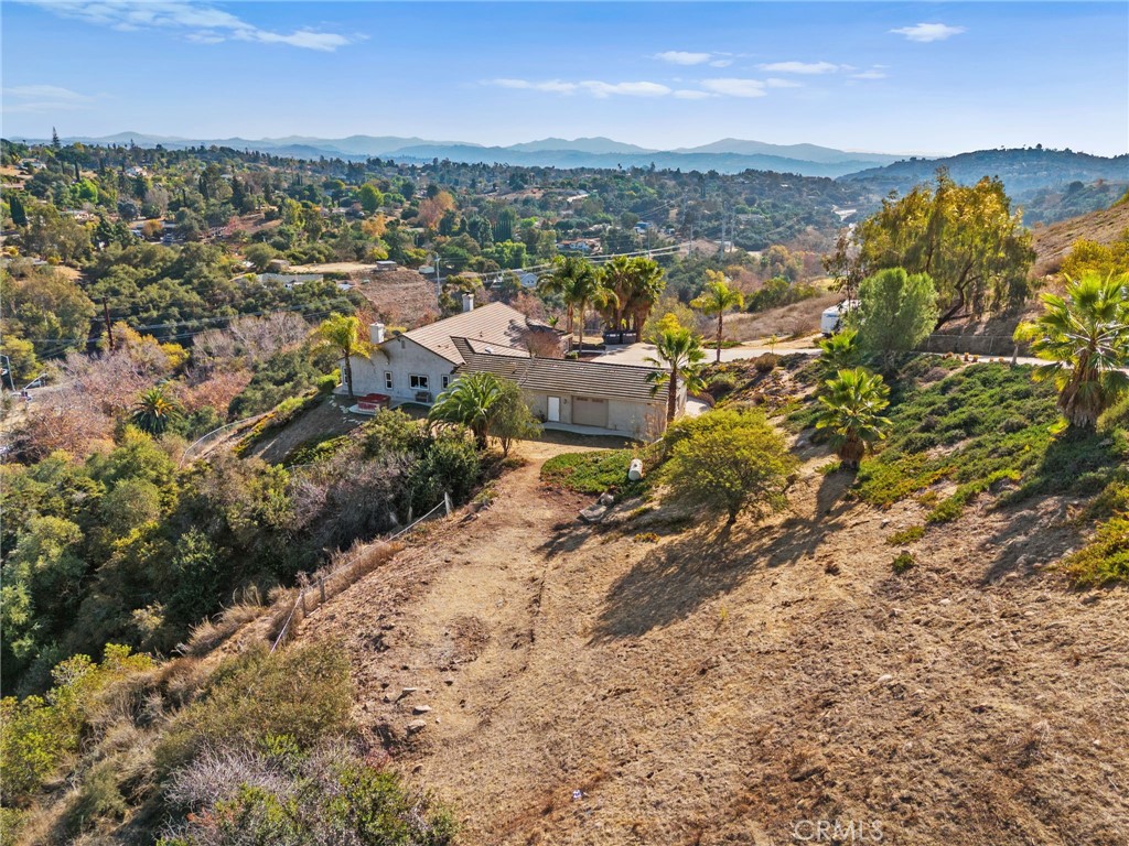 2240 Aqua Hill Road