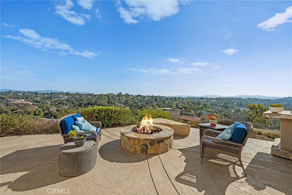 2240 Aqua Hill Road