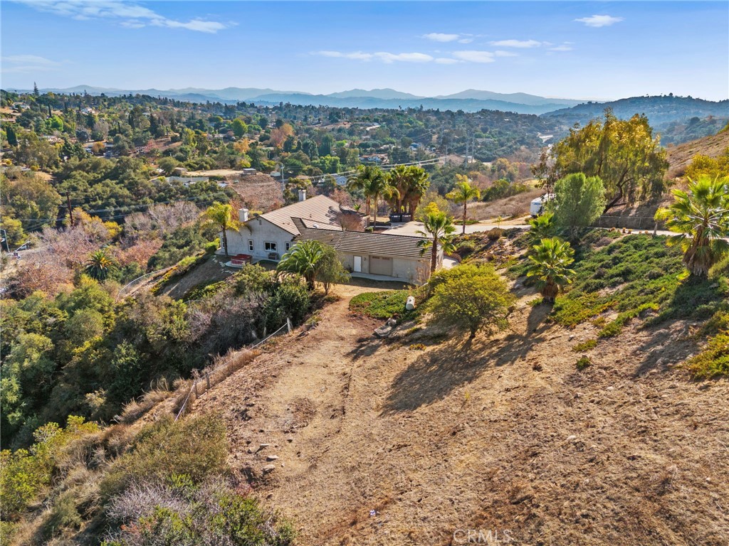 2240 Aqua Hill Road