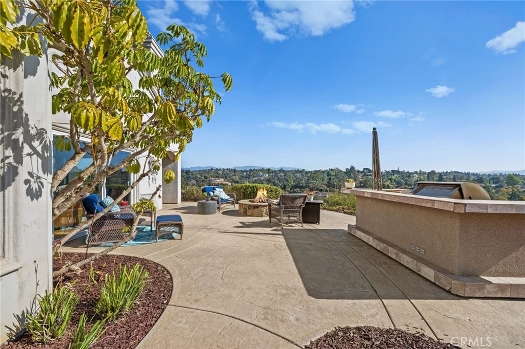 2240 Aqua Hill Road