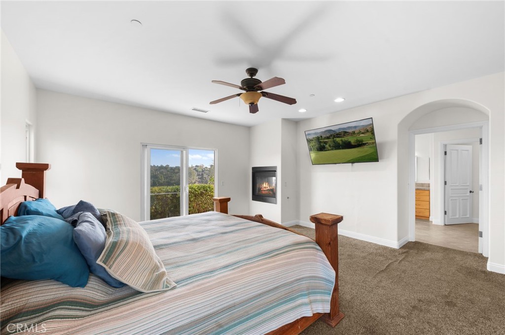 2240 Aqua Hill Road