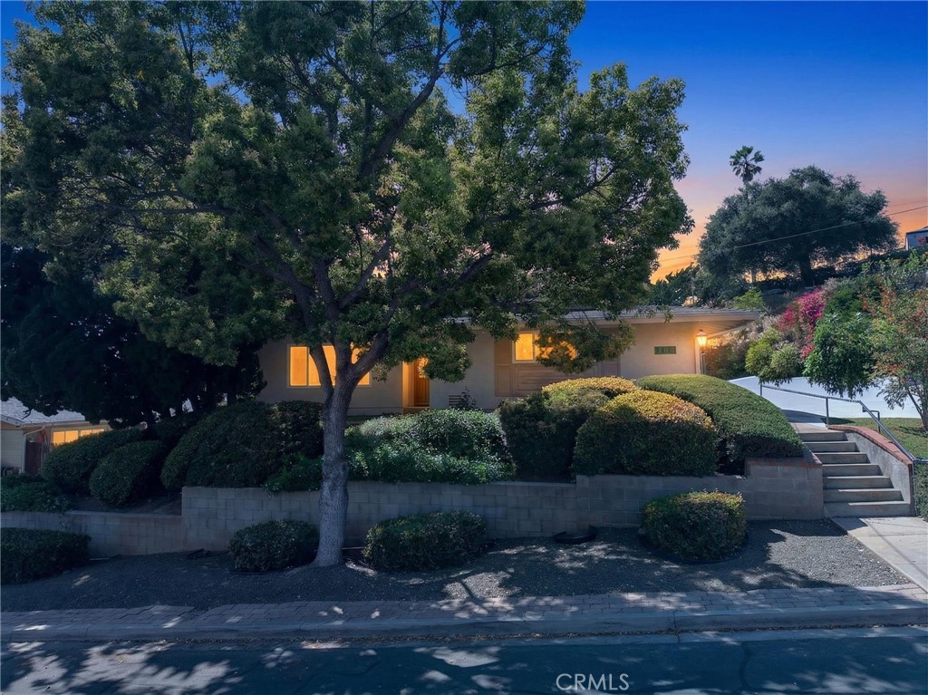 449 Hillway Drive