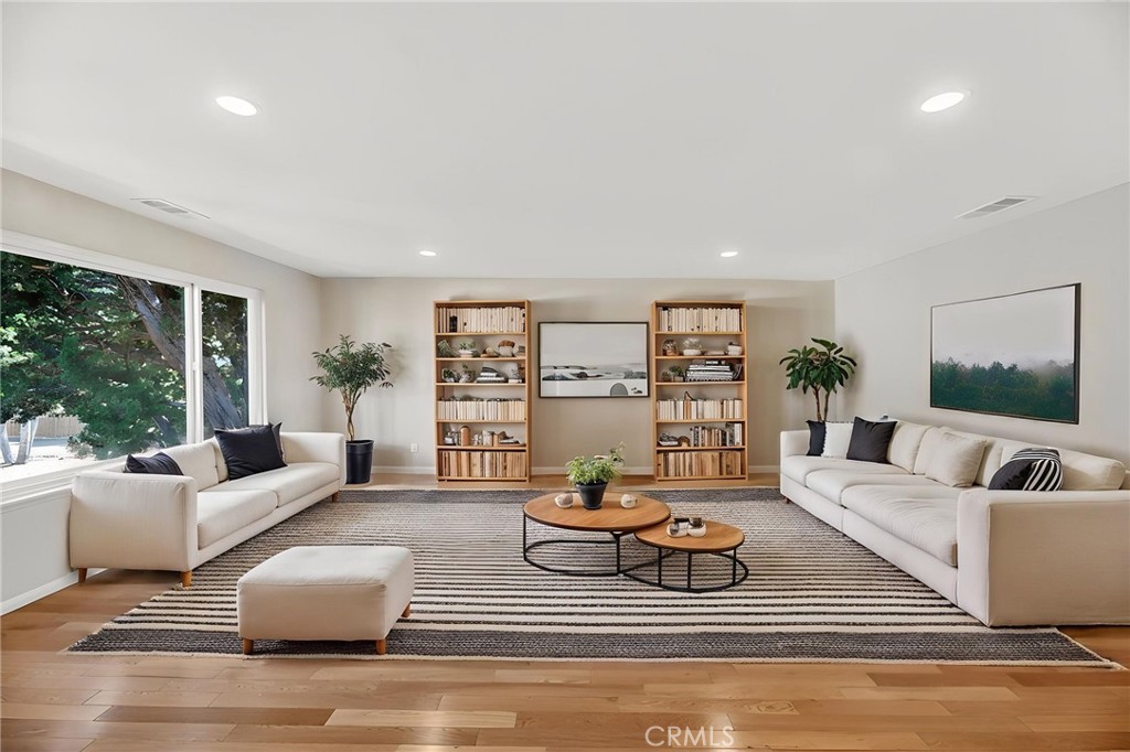449 Hillway Drive