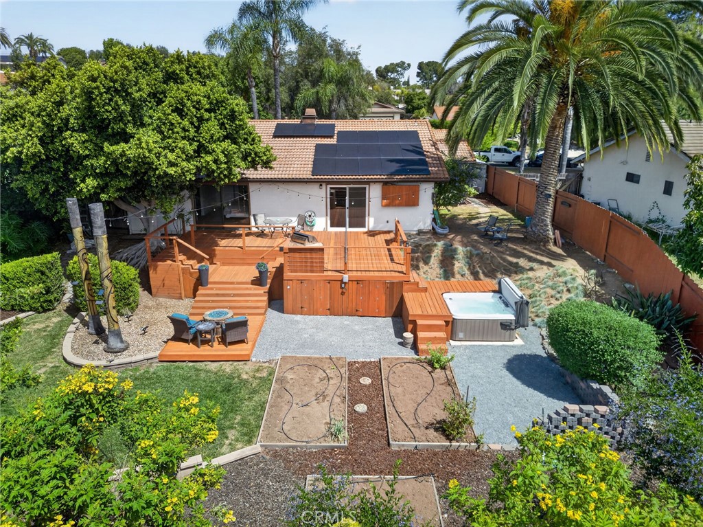 955 La Rue Avenue