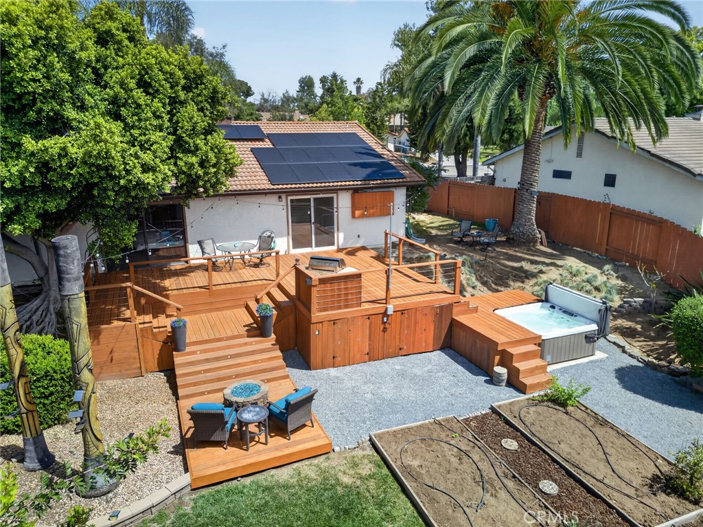 955 La Rue Avenue