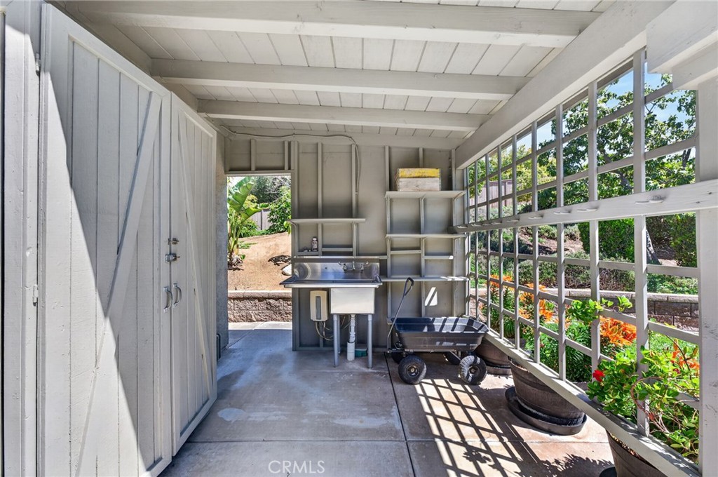 2020 Avocado Knoll Lane