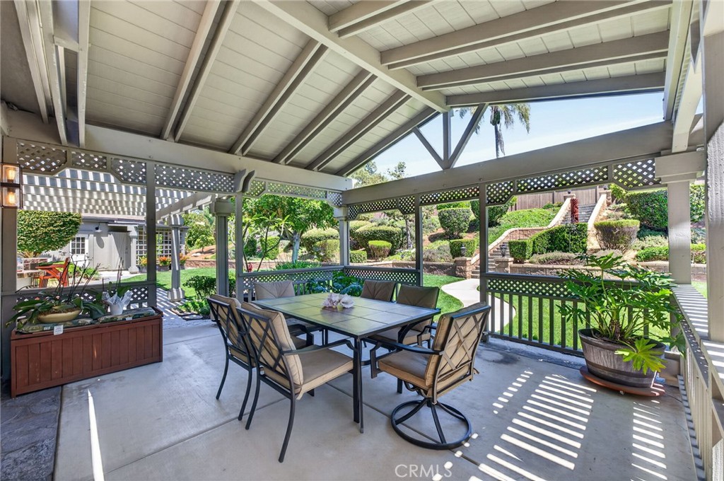 2020 Avocado Knoll Lane