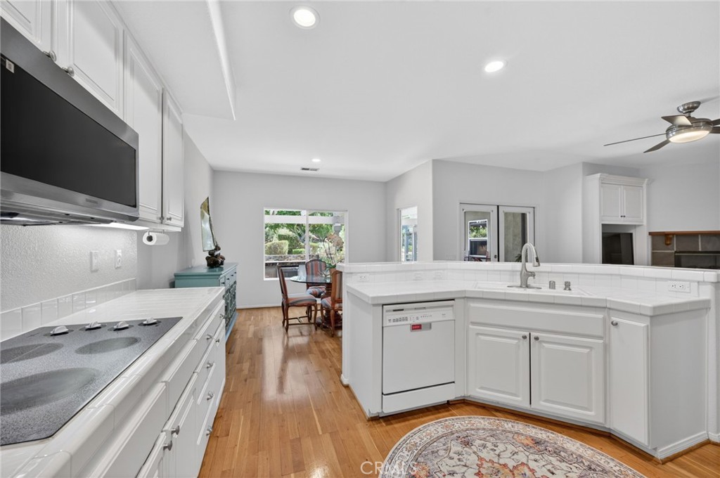 2020 Avocado Knoll Lane