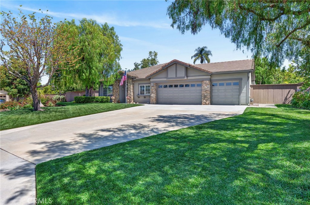 2020 Avocado Knoll Lane