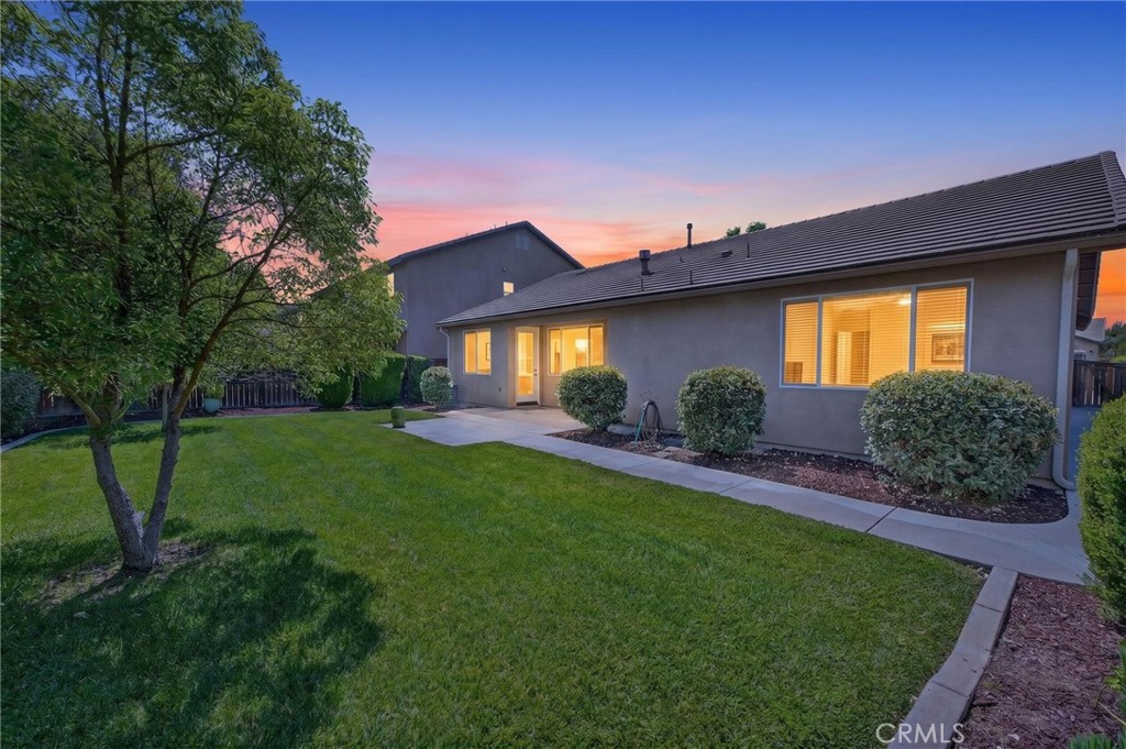 32453 Shadow Canyon Trail