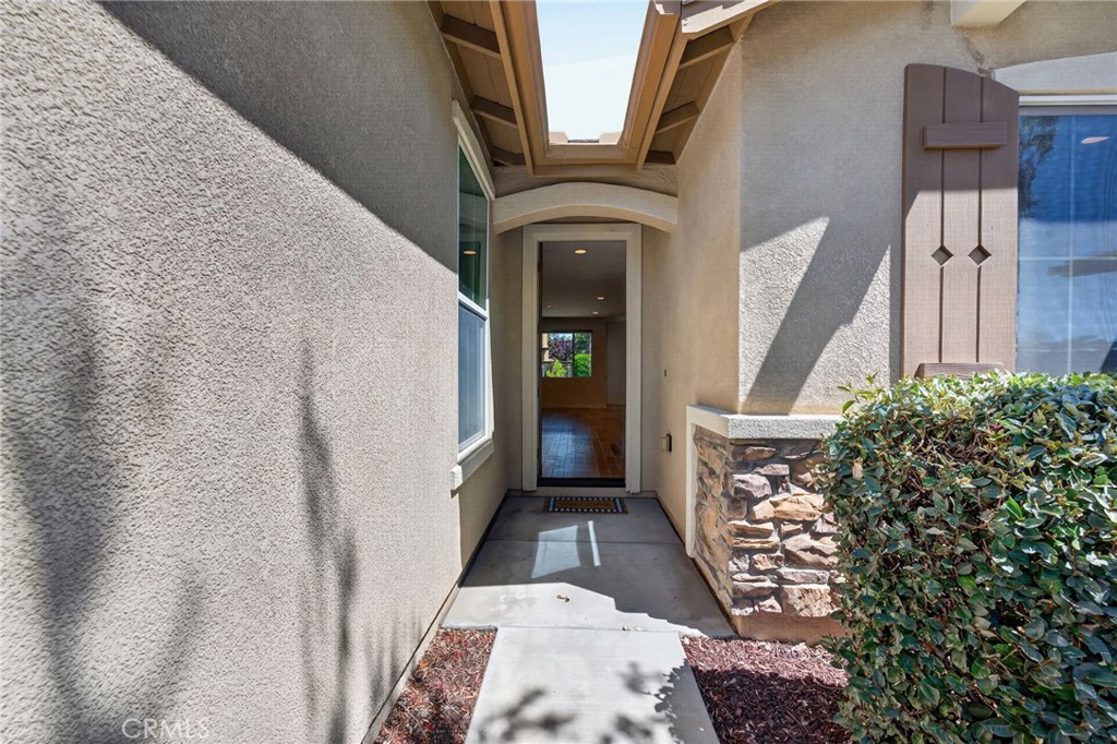 32453 Shadow Canyon Trail