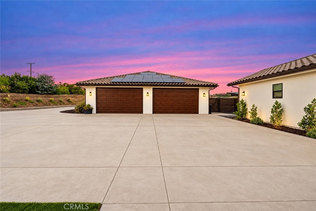 4574 Valle Del Sol