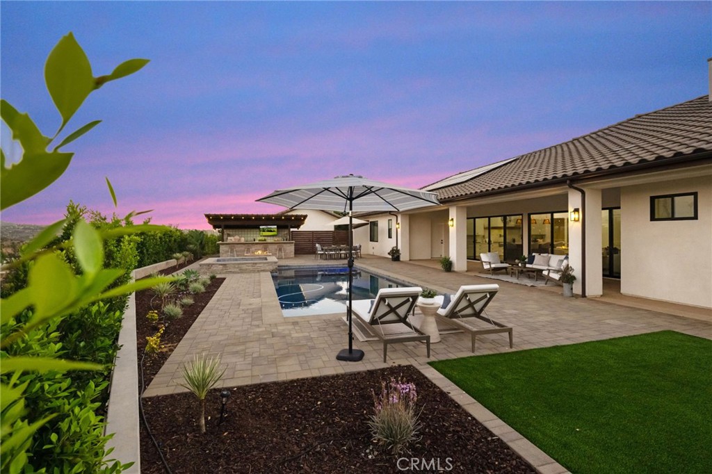 4574 Valle Del Sol