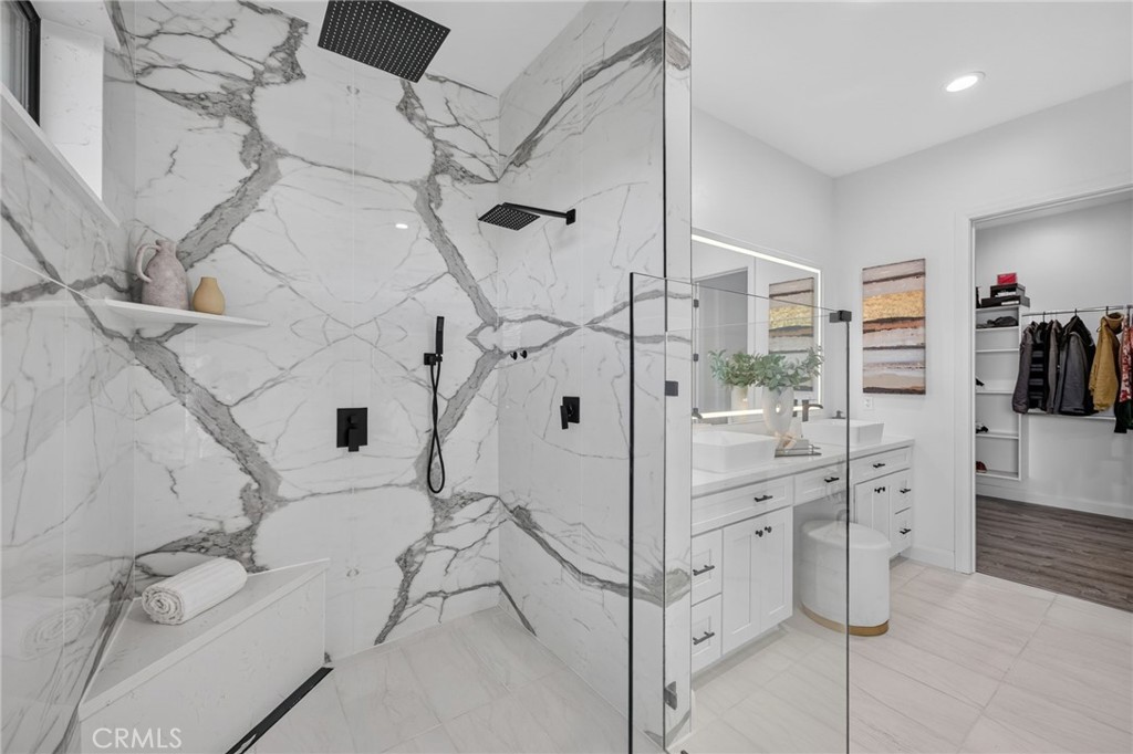 4574 Valle Del Sol