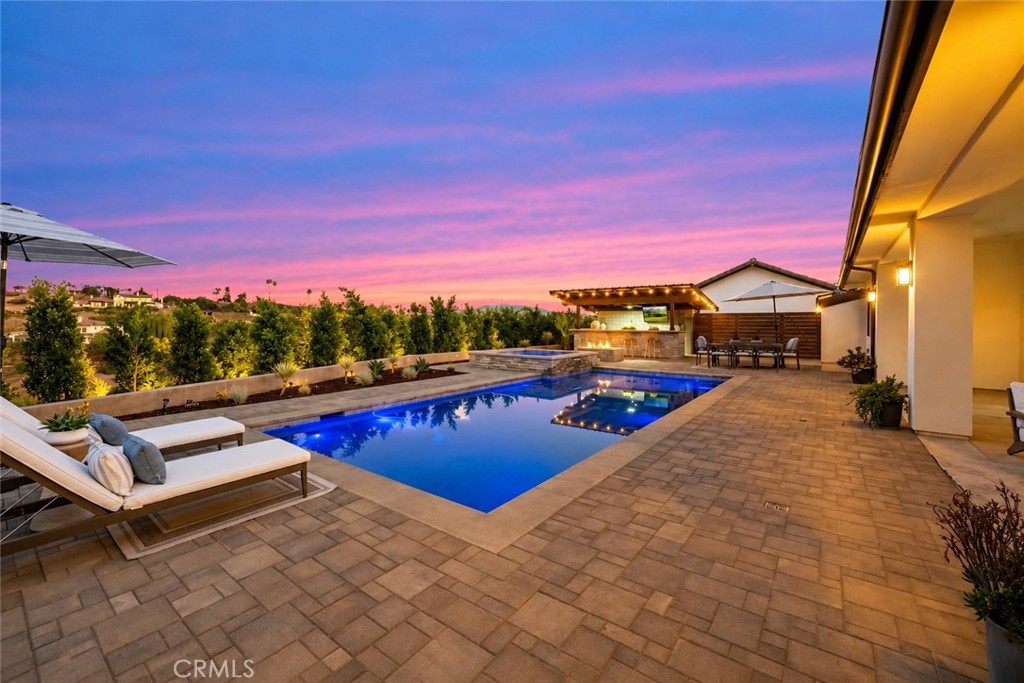 4574 Valle Del Sol