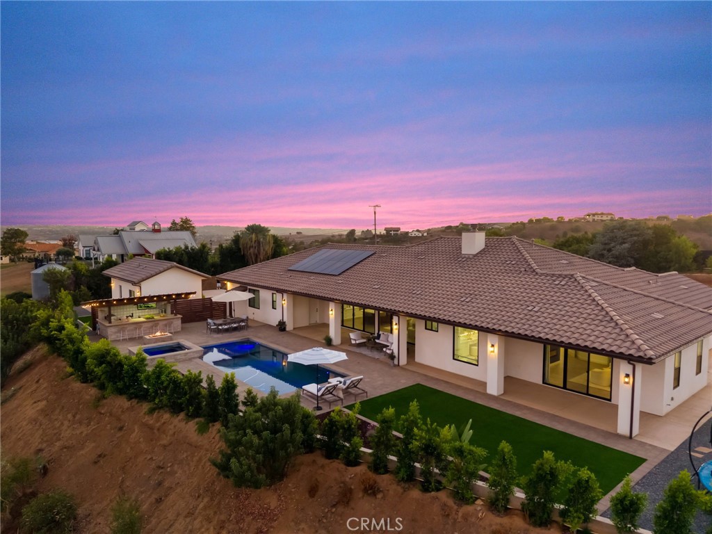 4574 Valle Del Sol