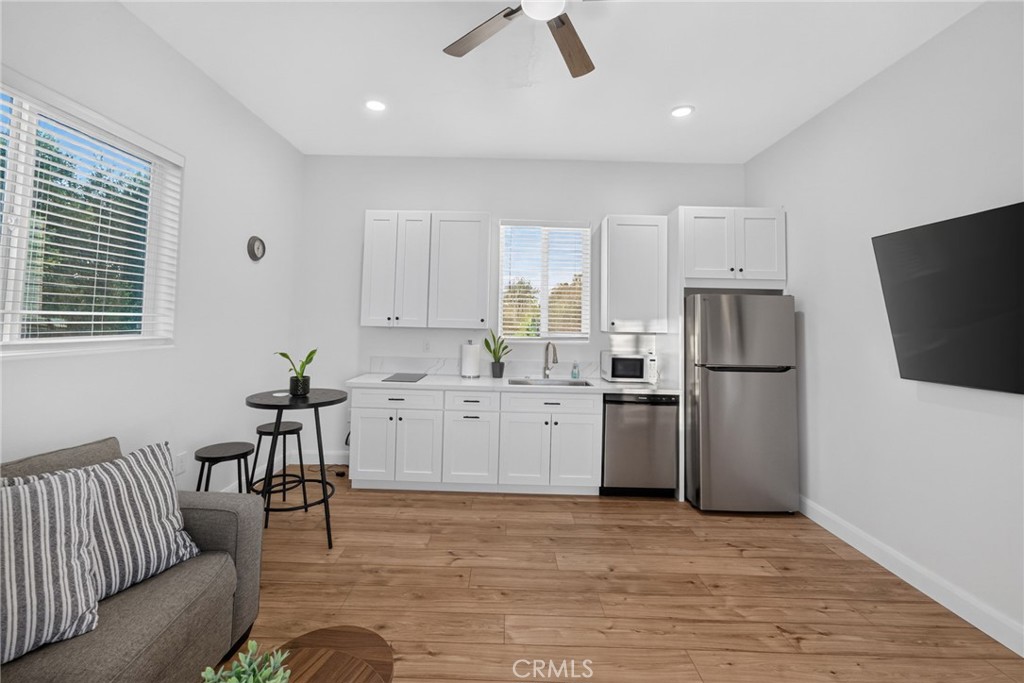 4574 Valle Del Sol
