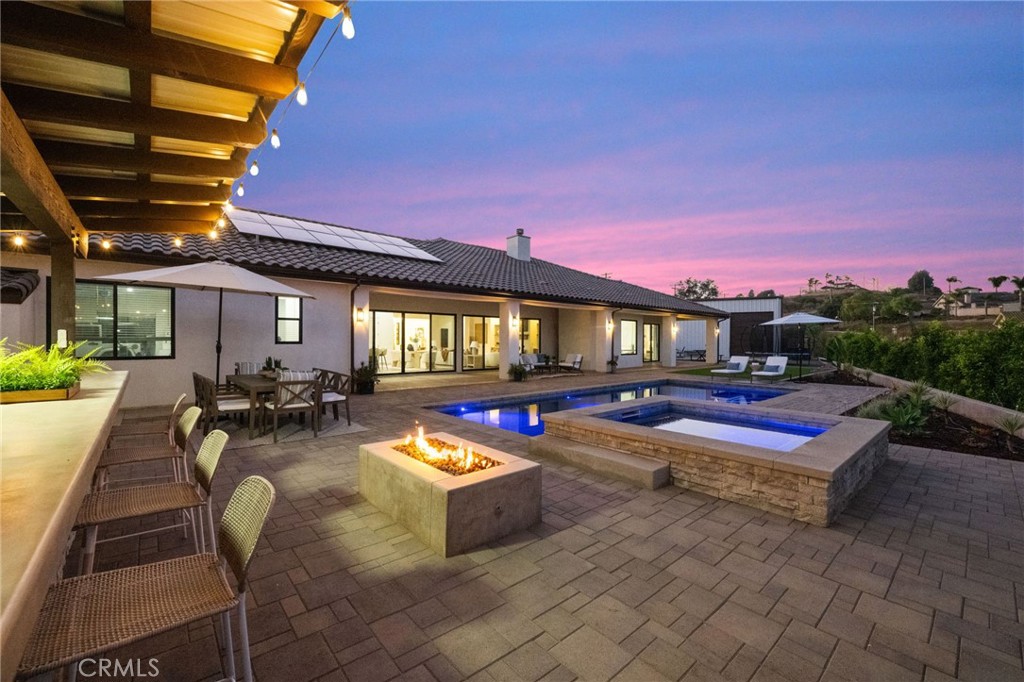 4574 Valle Del Sol