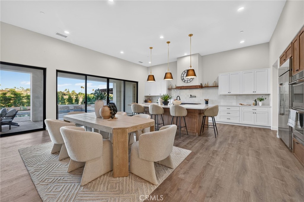 4574 Valle Del Sol