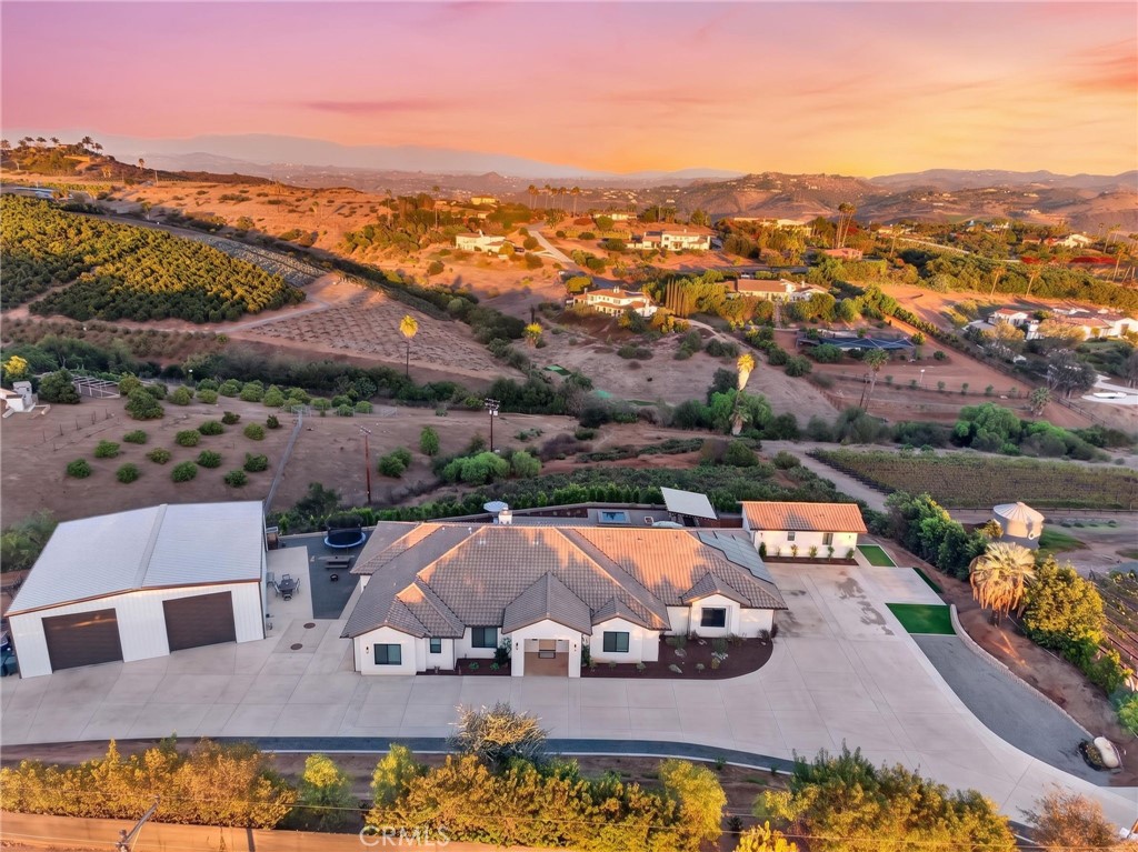 4574 Valle Del Sol